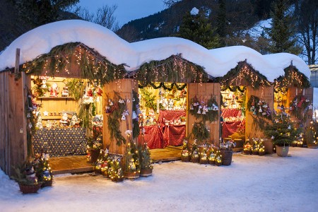 Schnee und Alpenblick sorgen für eine besondere Weihnachtsstimmung