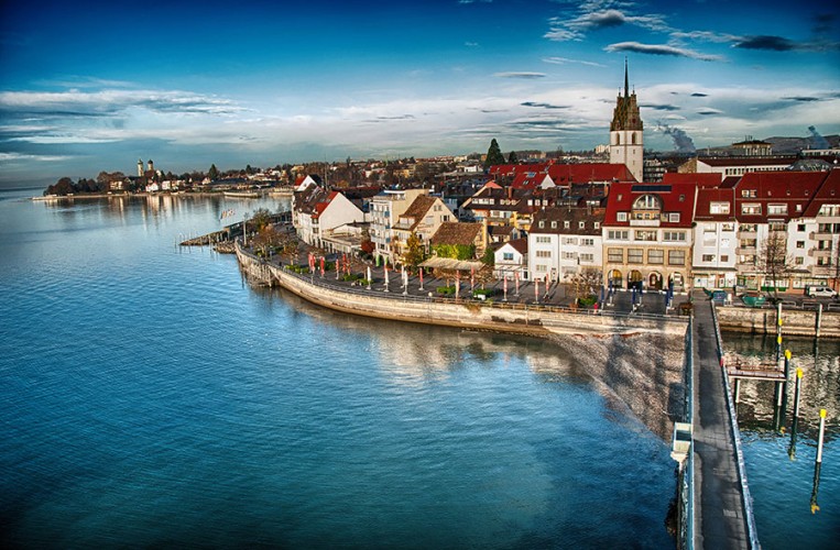 Friedrichshafen bezaubert durch eine Mischung von mittelalterlicher Architektur und moderner Technik