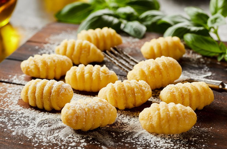 Vom Teig bis zum Teller: Entdecken Sie das Geheimnis perfekter Gnocchi.