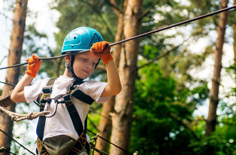 Spaß im Kletterwald