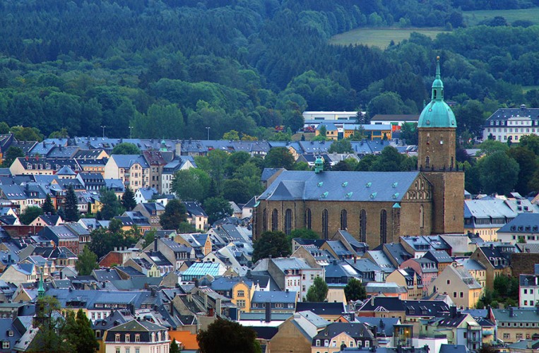 Die St. Annenkirche überragt die Stadt