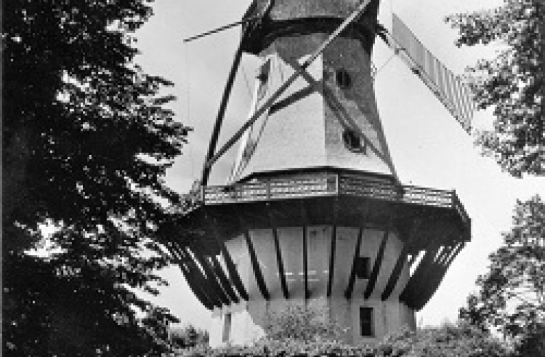 Historische Mühle im Park Sanssouci Potsdam