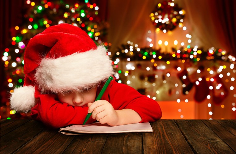 Zigtausende Briefe erreichen den Weihnachtsmann aus Himmelpforten jährlich
