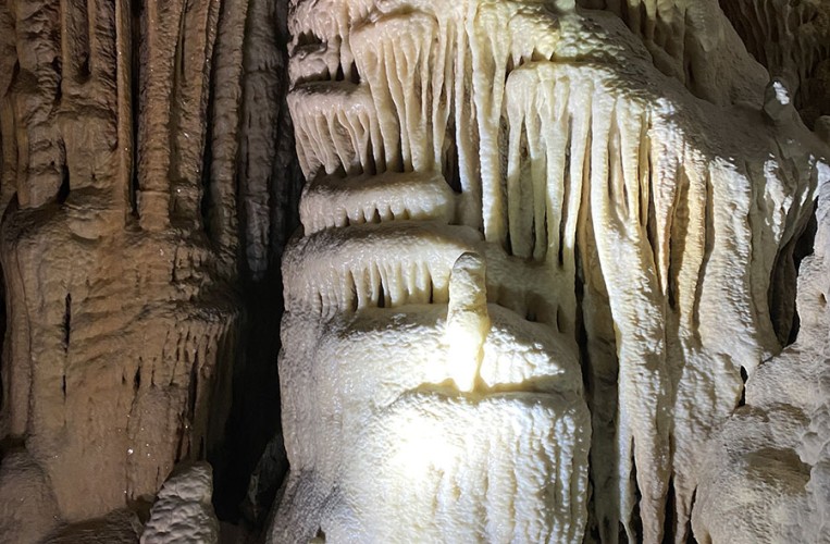 Charlottenhöhle