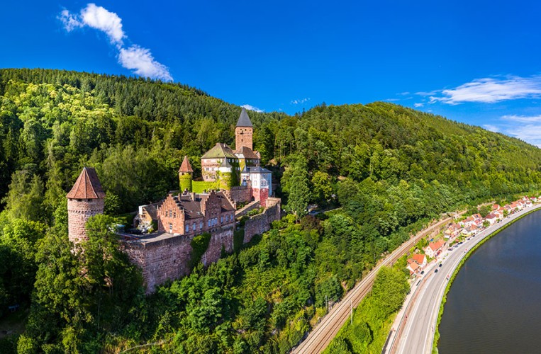 Das Schloss ist das Highlight von Zwingenberg