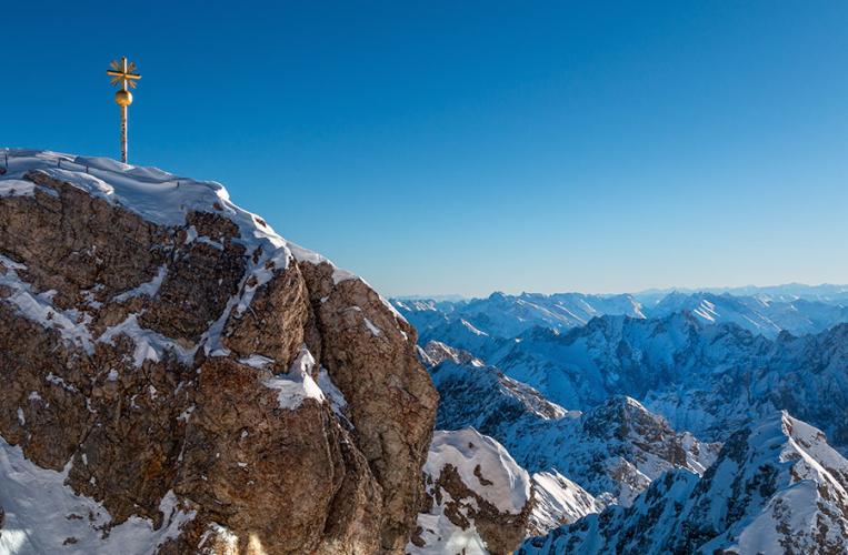 Das Highlight der Ferienregion Zugspitz ist natürlich das Gipfelkreuz