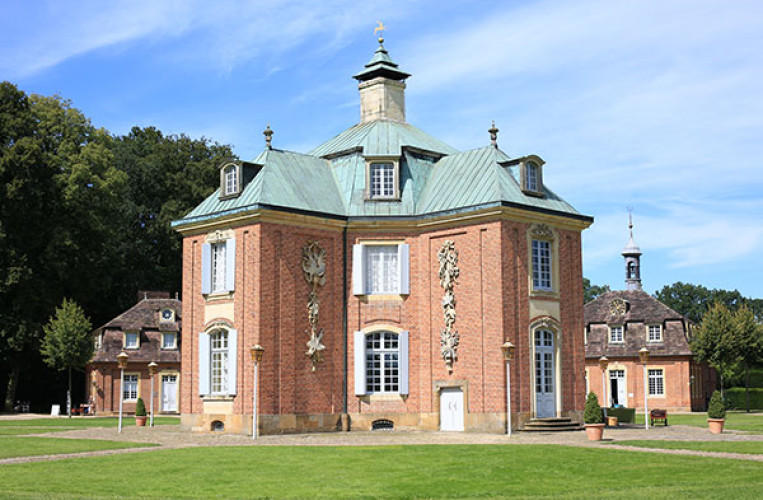 Bedeutendes Kulturdenkmal im Emsland ist das Schloss Clemenswerth