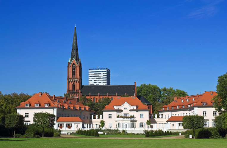 Blick auf Kirche, Kleist-Museum und Oderturm
