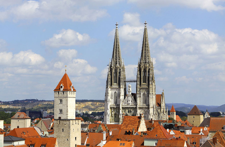 Die Kathedrale bestimmt die Skyline von Regensburg