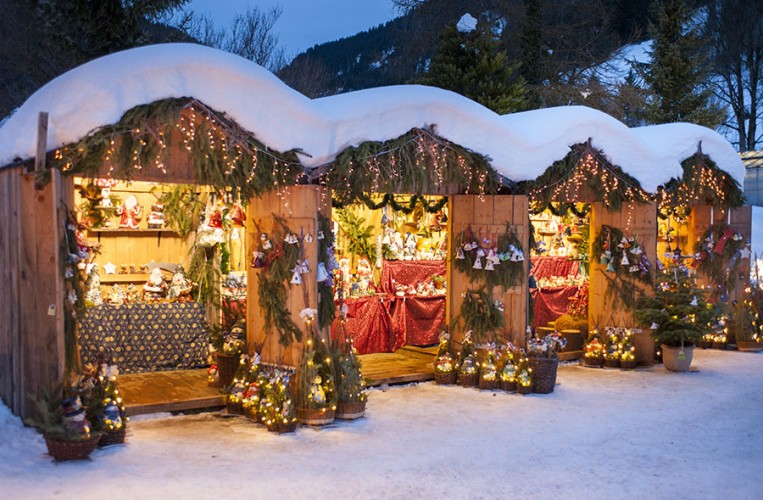 Schnee und Alpenblick sorgen für eine besondere Weihnachtsstimmung