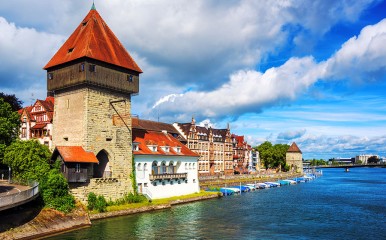 Der mittelalterliche Rheintorturm in Konstanz